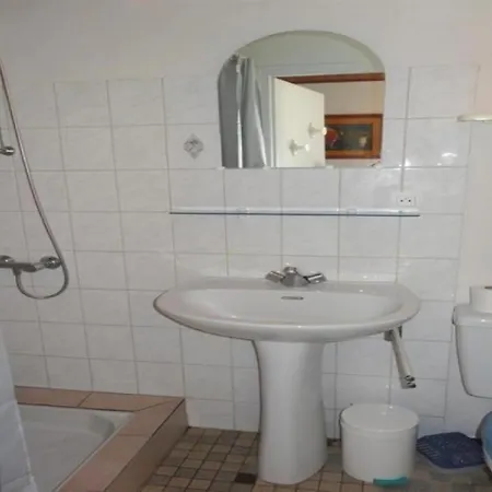 Dom wakacyjny House Agreable Maisonnette/studio, Idealement Placee, Proche Plan D'eau Et Commerces LʼAiguillon-sur-Mer